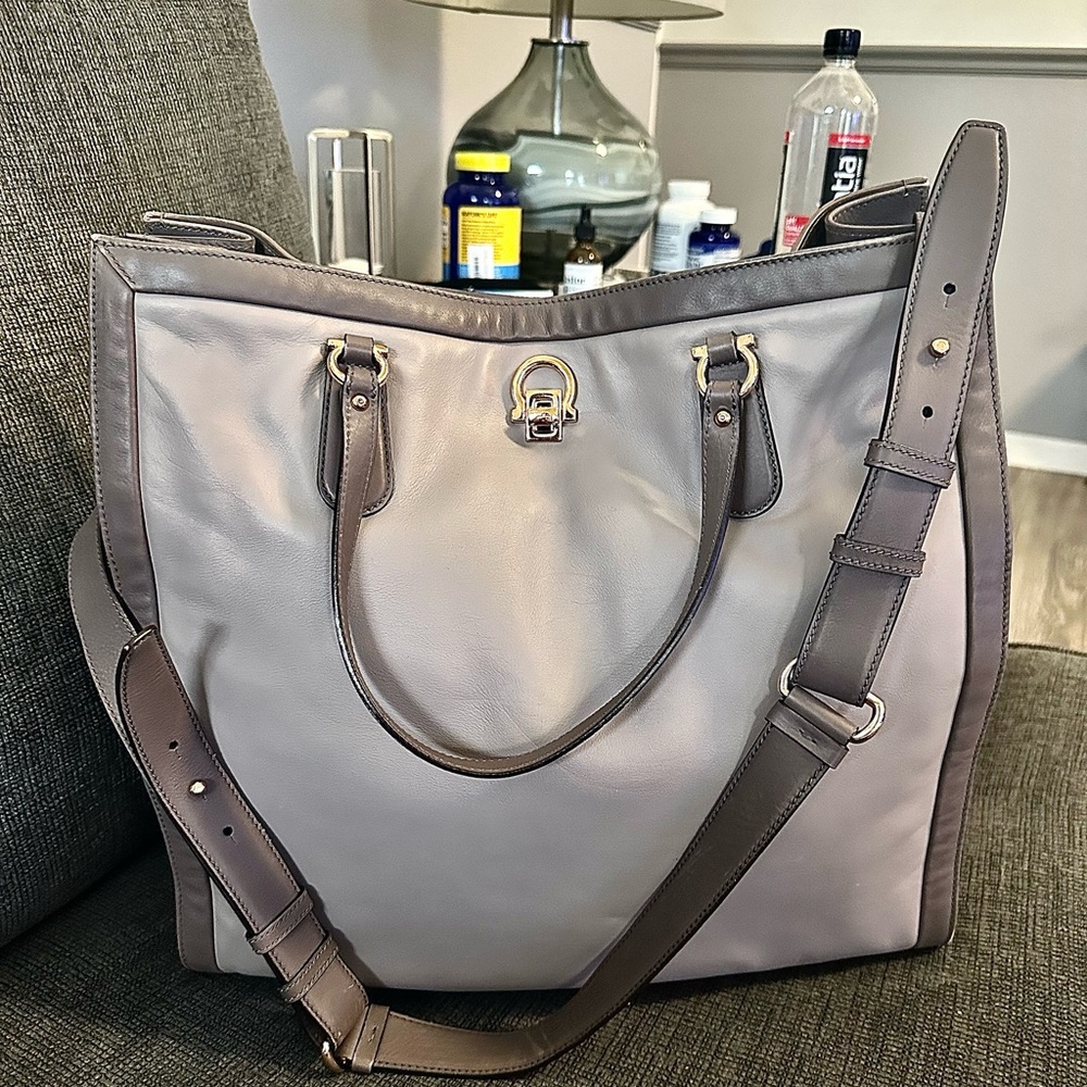 Jumbo Salvatore Ferragamo tote leather. Comes with A free jumbo silk Dior scarf
